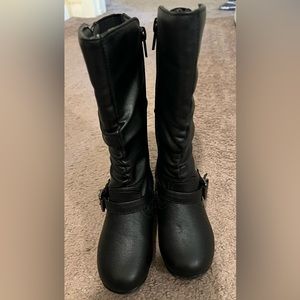 Toddler size 9 black riding boots